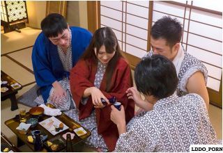 Kỳ Nghỉ Kinh Hoàng: Vợ Đẹp Bị Cưỡng Bức Tập Thể